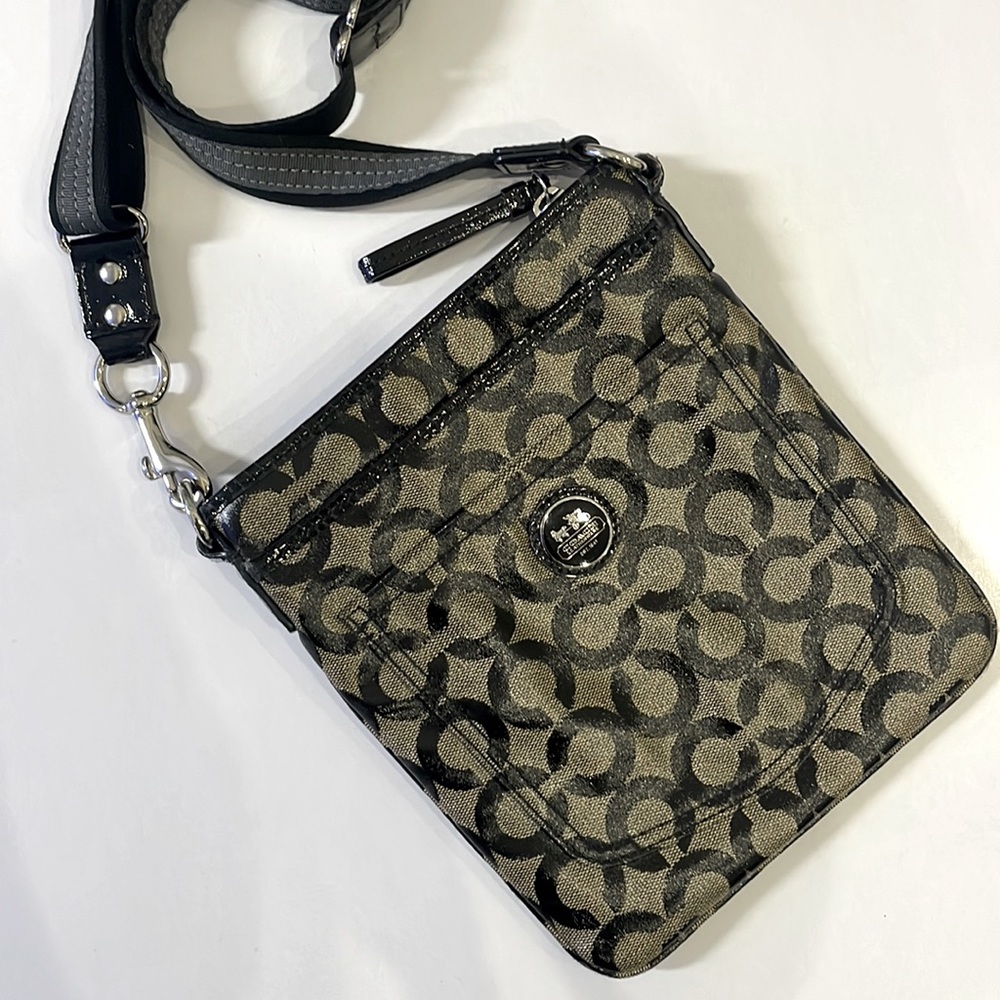 Coach crossbody purse